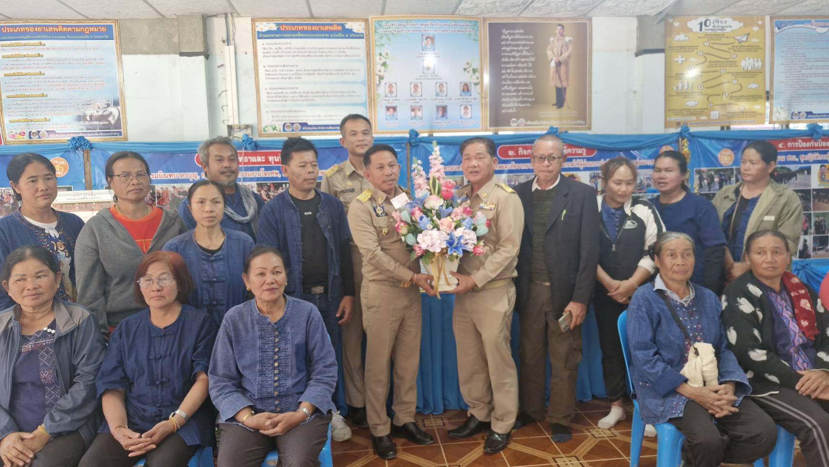 พช.สุวรรณคูหา ร่วมต้อนรับและแสดงความยินดีกับท่านนายอำเภอสุวรรณคูหา